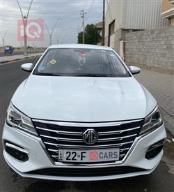 ئێم جی 5